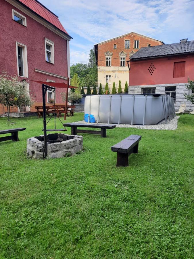 Gosciniec W Starym Mlynie Hotell Biala Prudnicka Exteriör bild