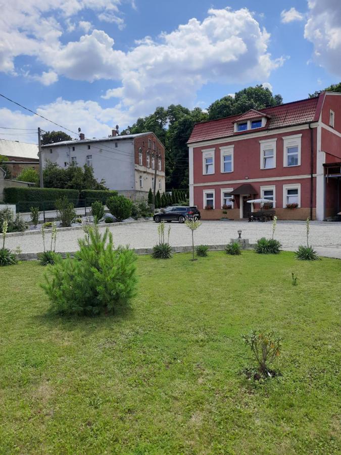 Gosciniec W Starym Mlynie Hotell Biala Prudnicka Exteriör bild