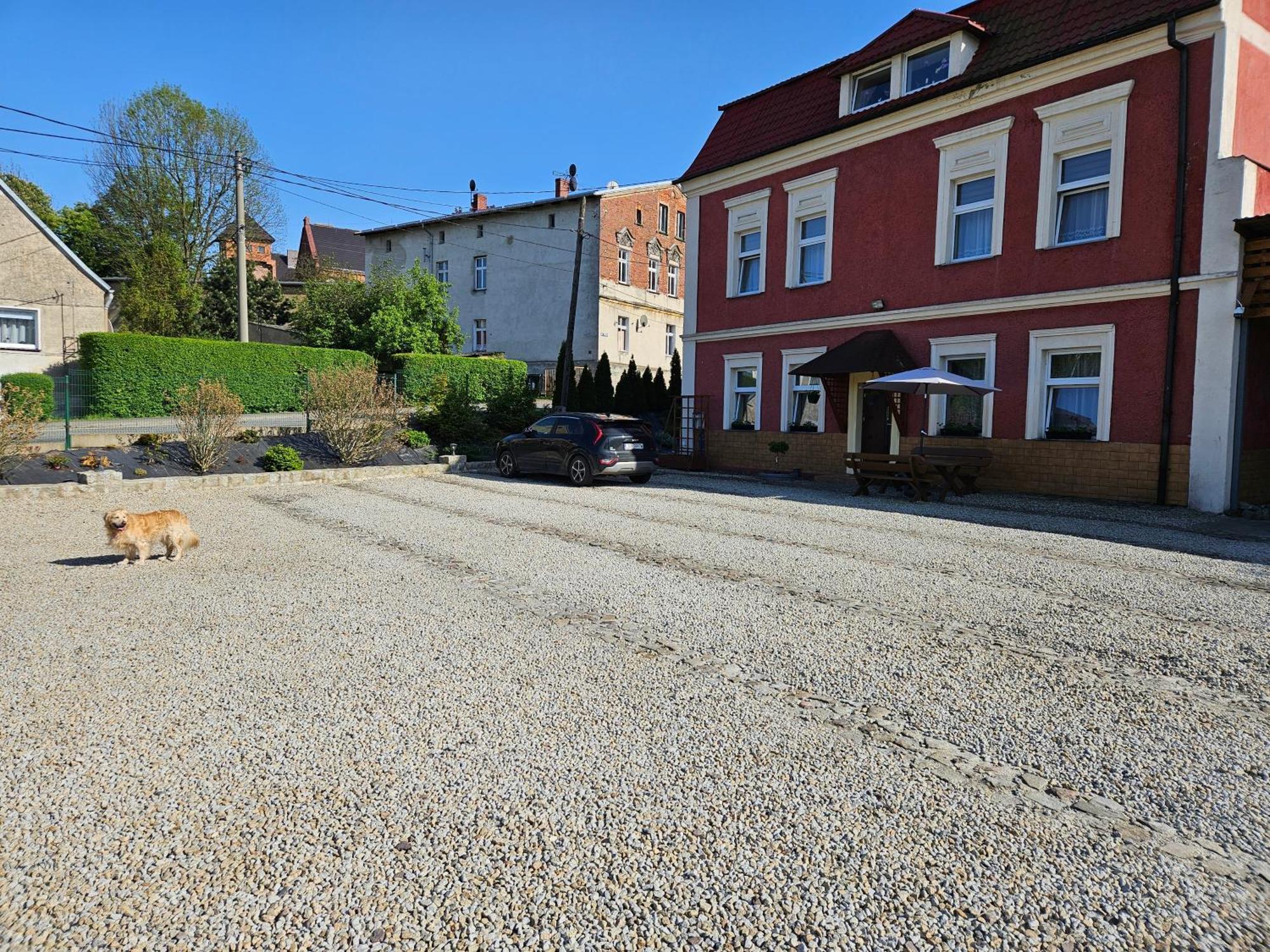 Gosciniec W Starym Mlynie Hotell Biala Prudnicka Exteriör bild